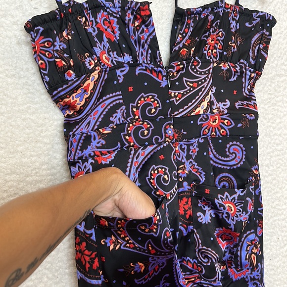 NWT Danielle Bernstein We Wore What Womens Red Purple Paisley Pantsuit SIZE 4 - Picture 8 of 11